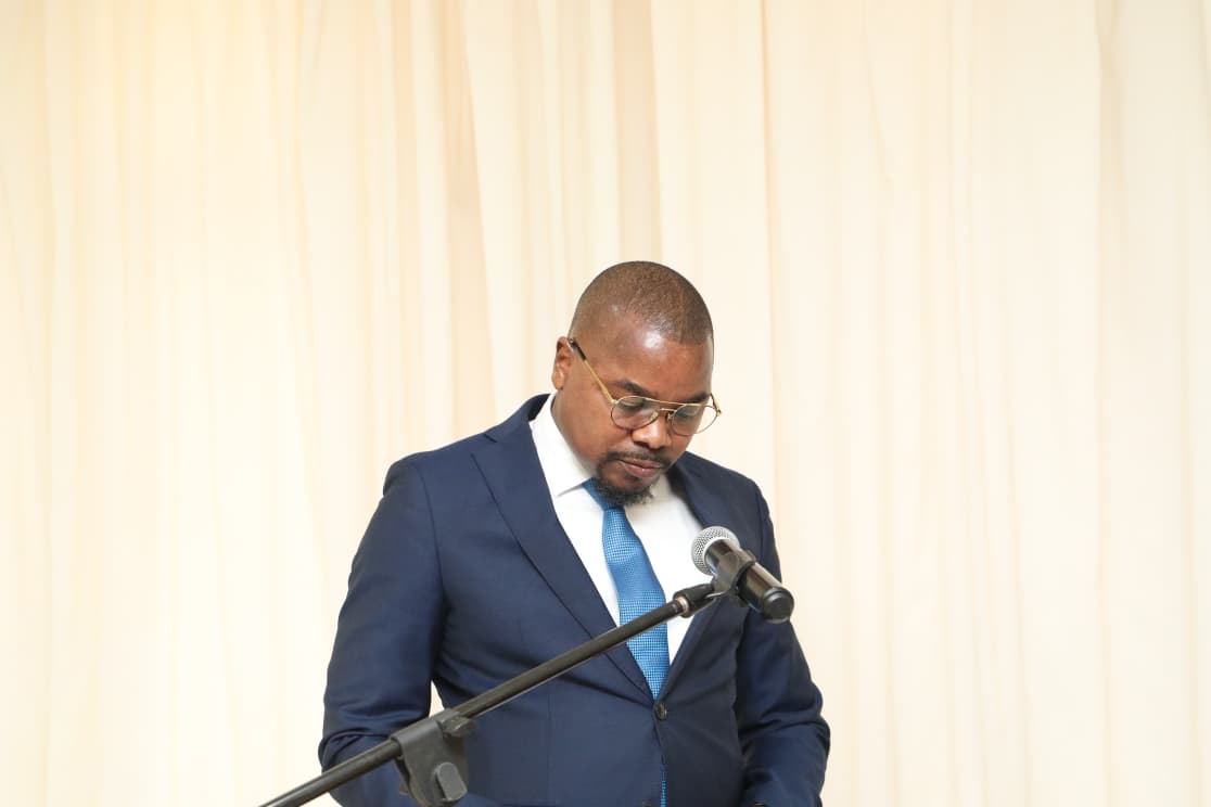 SERNIC saúda Sua Excelência Américo Letela